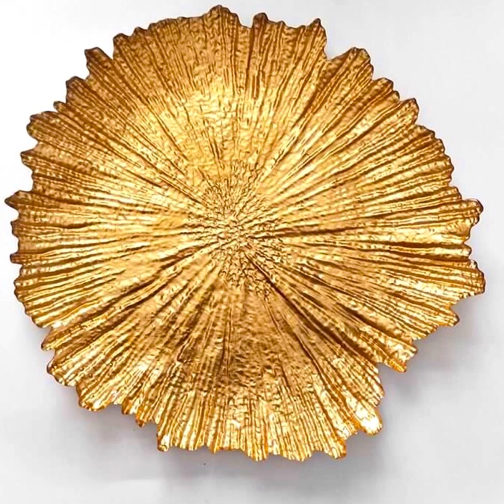 Decorative charger plate